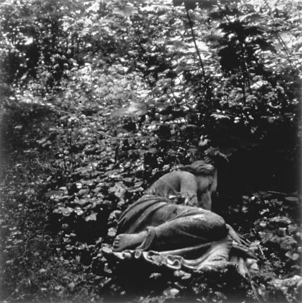 Image of Sleeping Statue, London