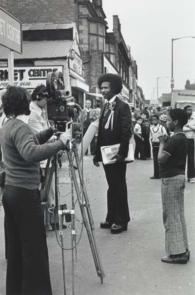 Image of James Hunt on the campaign trail, Soho Road