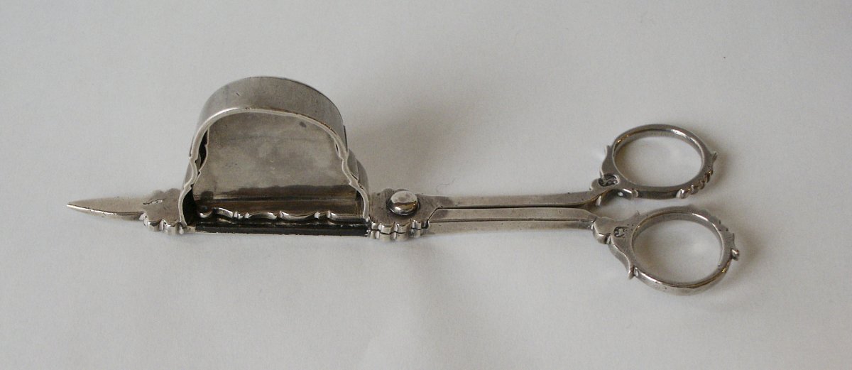 Image of Pair of Candle Snuffers