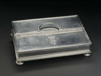 Image of Queen Anne Treasury Inkstand